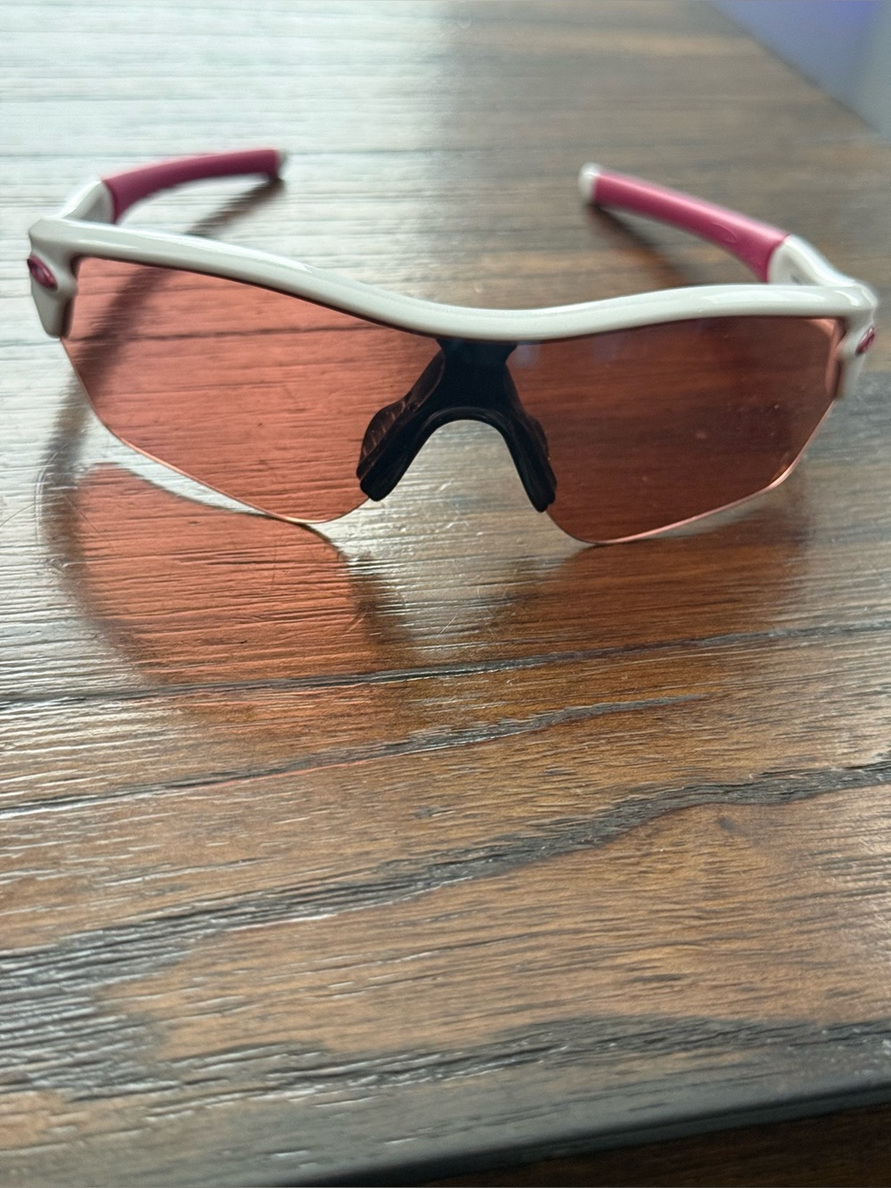 Oakley Pink and White Sunglasses Special Breast Cancer Awareness Ribbon Edition - Picture 2 of 9